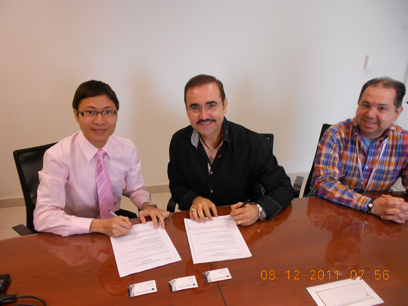 TENDA signed distribution agreement with Jorge, owner of Portenntum in Monterrey Mexico on 12th, August. 